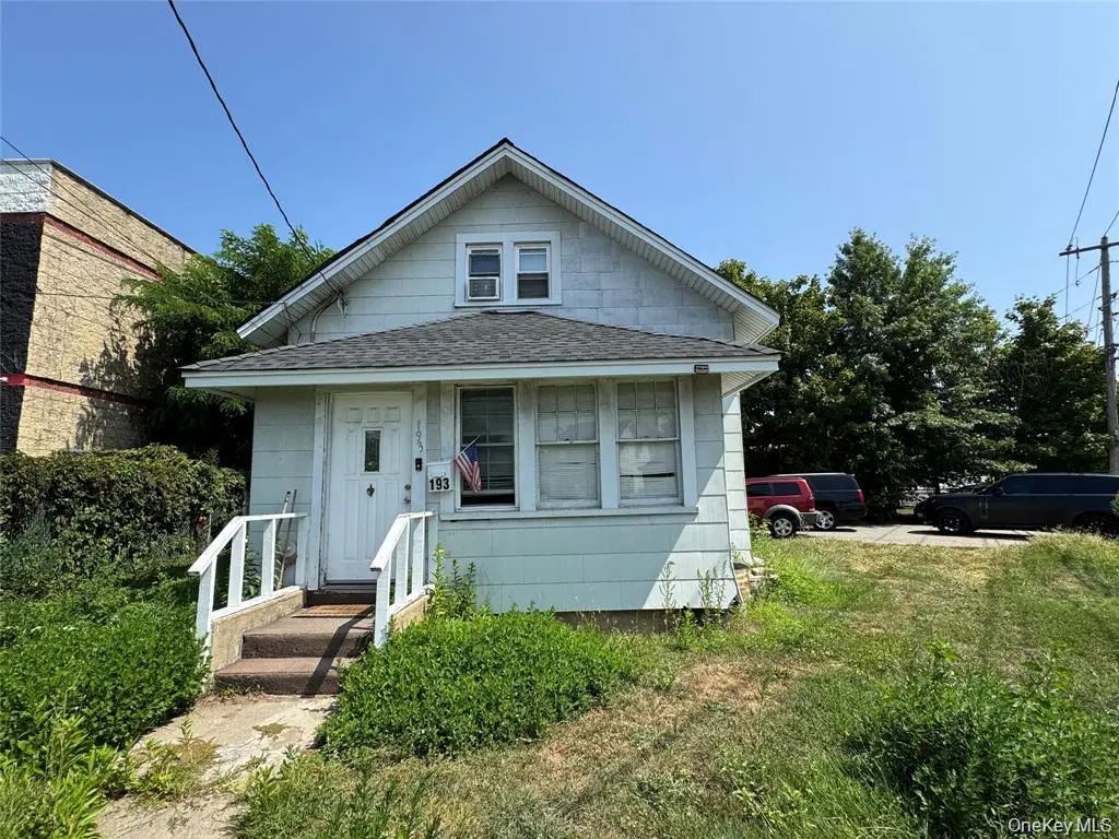 193 W Graham Avenue, Hempstead