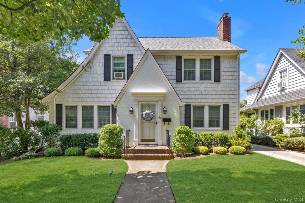 44 Fern Street, Floral Park