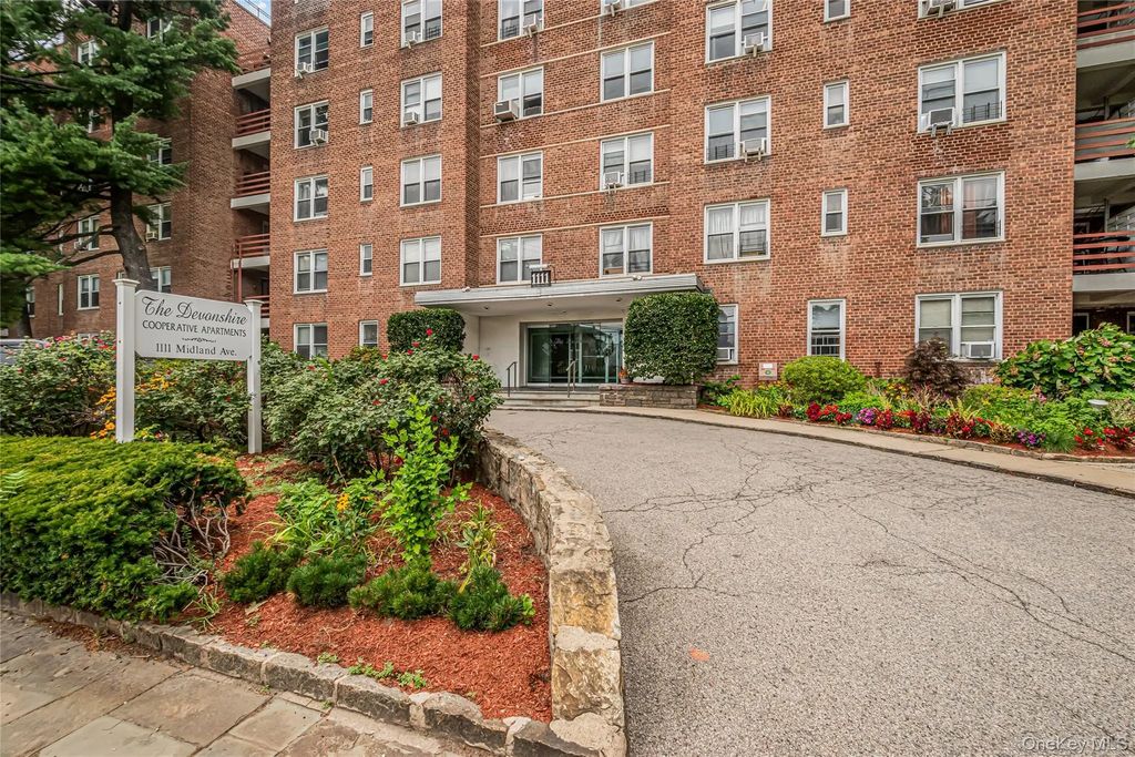 1111 Midland Avenue # 4d, Bronxville