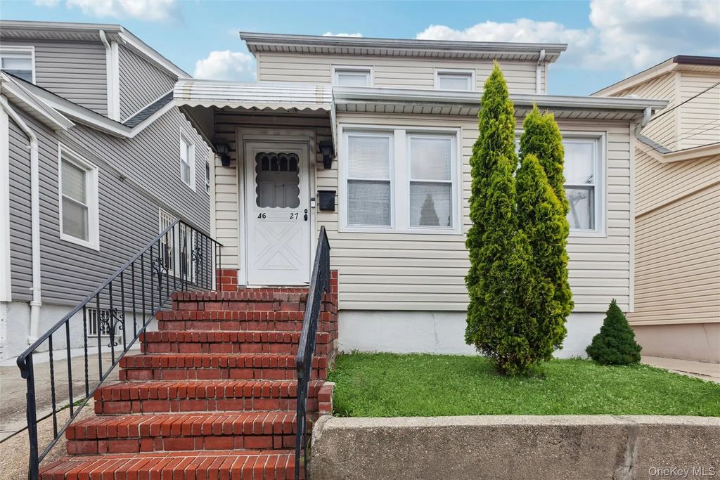 46-27 Robinson Street, Flushing
