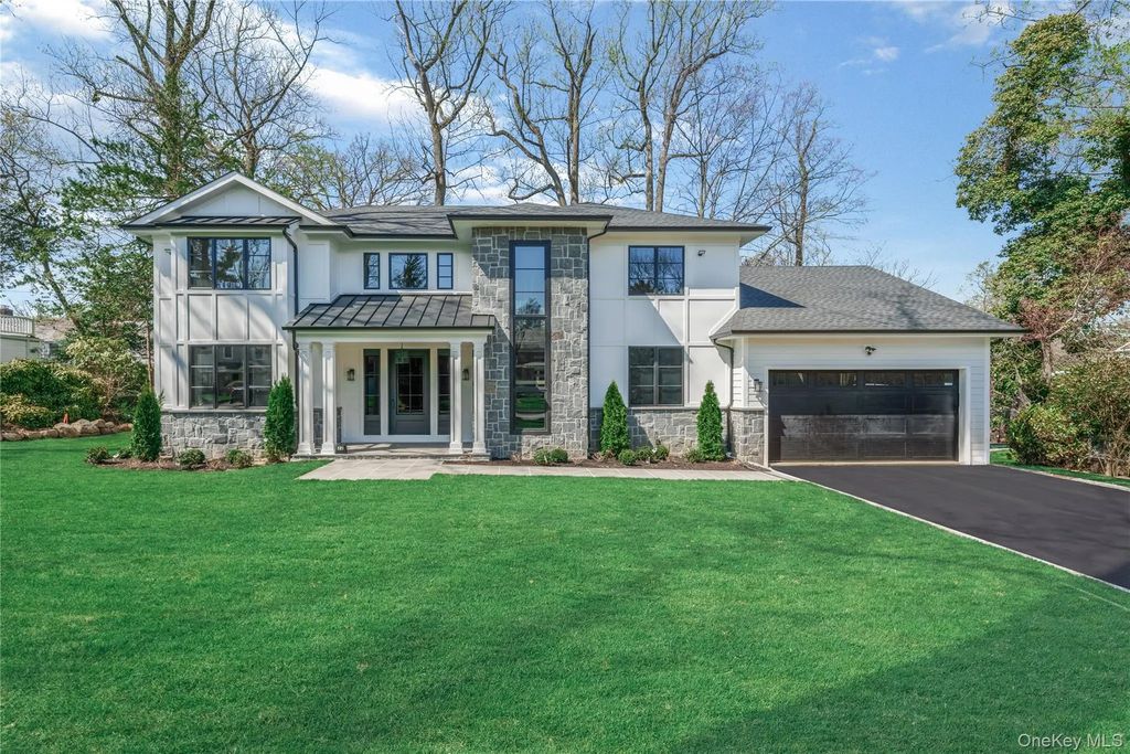 22 Old Field Lane, Great Neck