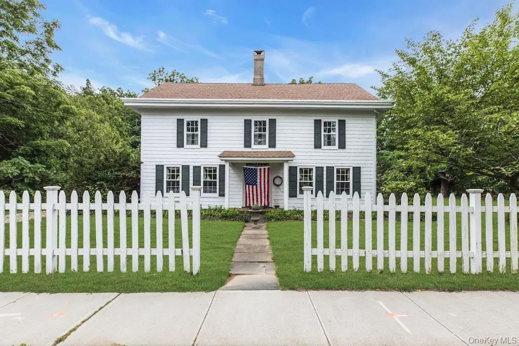 26905 Main Road, Cutchogue