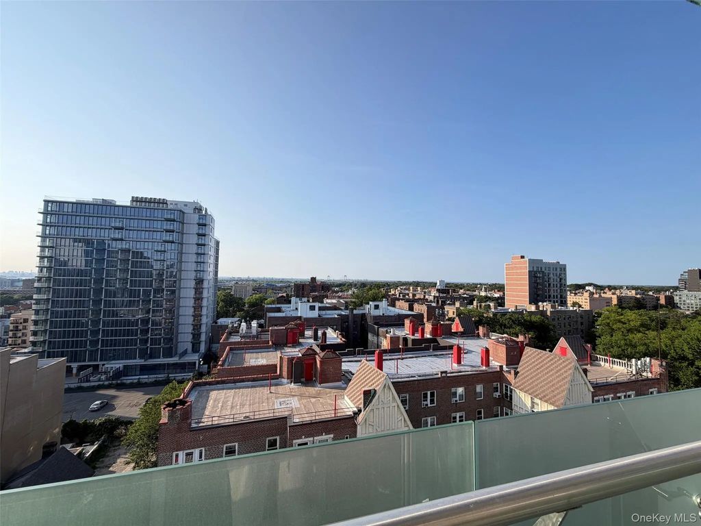 14238 37th Avenue # 11a, Flushing