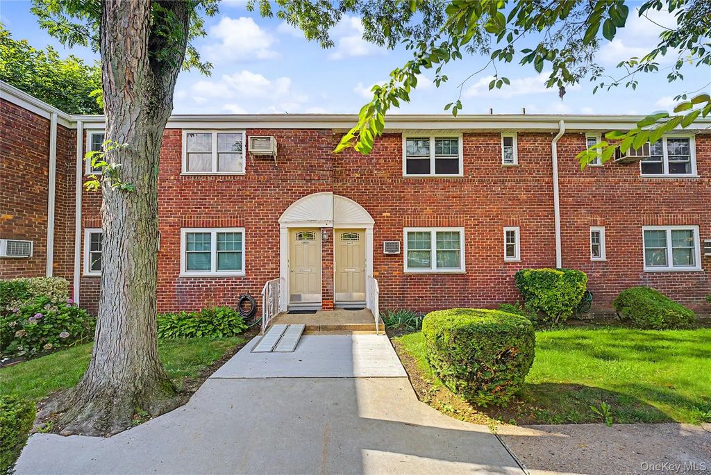22637 Union Turnpike # B, Bayside