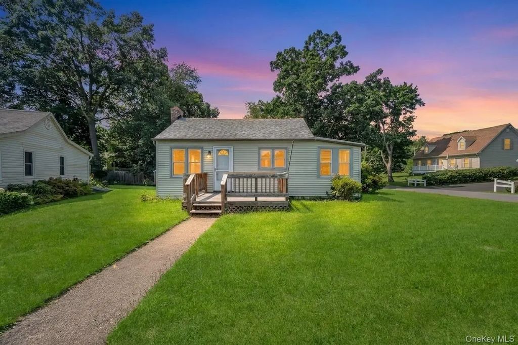 34 Shore Drive, Elizaville
