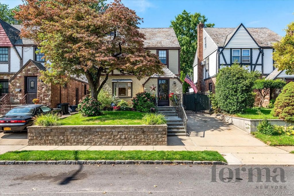 5022 Overbrook Street, Douglaston