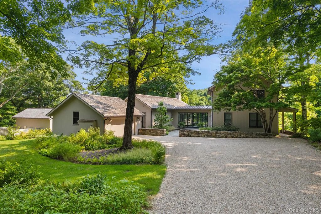 20 Mianus River Road, Bedford