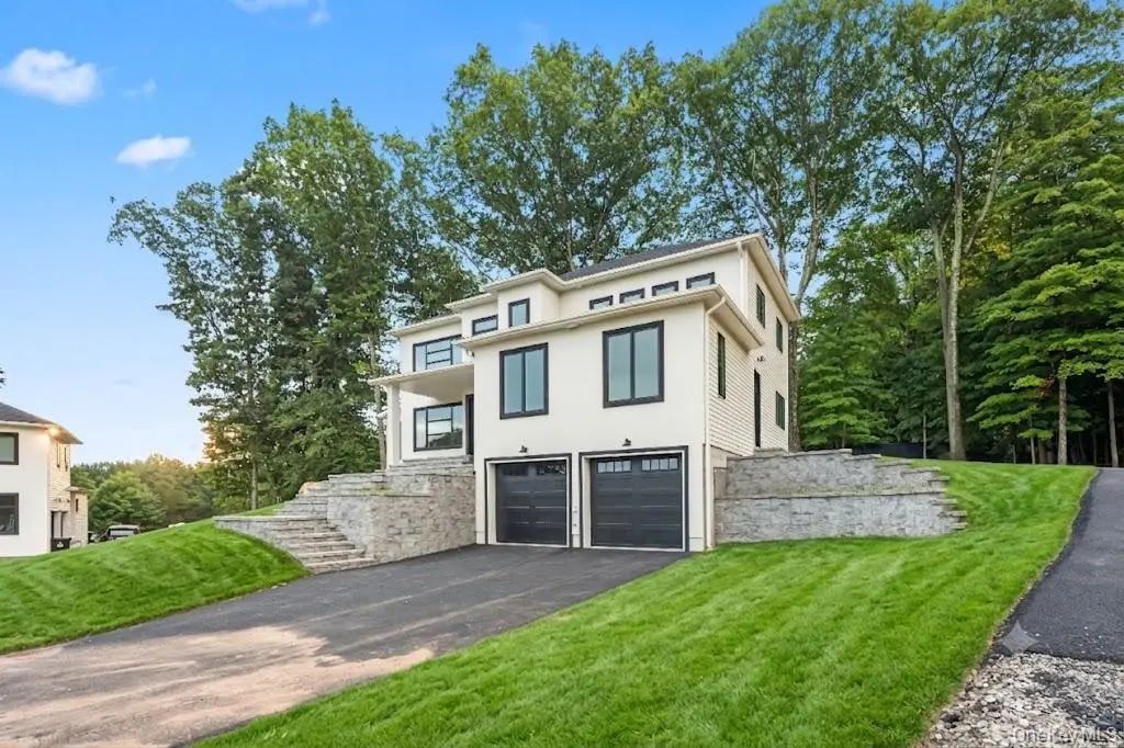 31 Argo Lane, Monsey