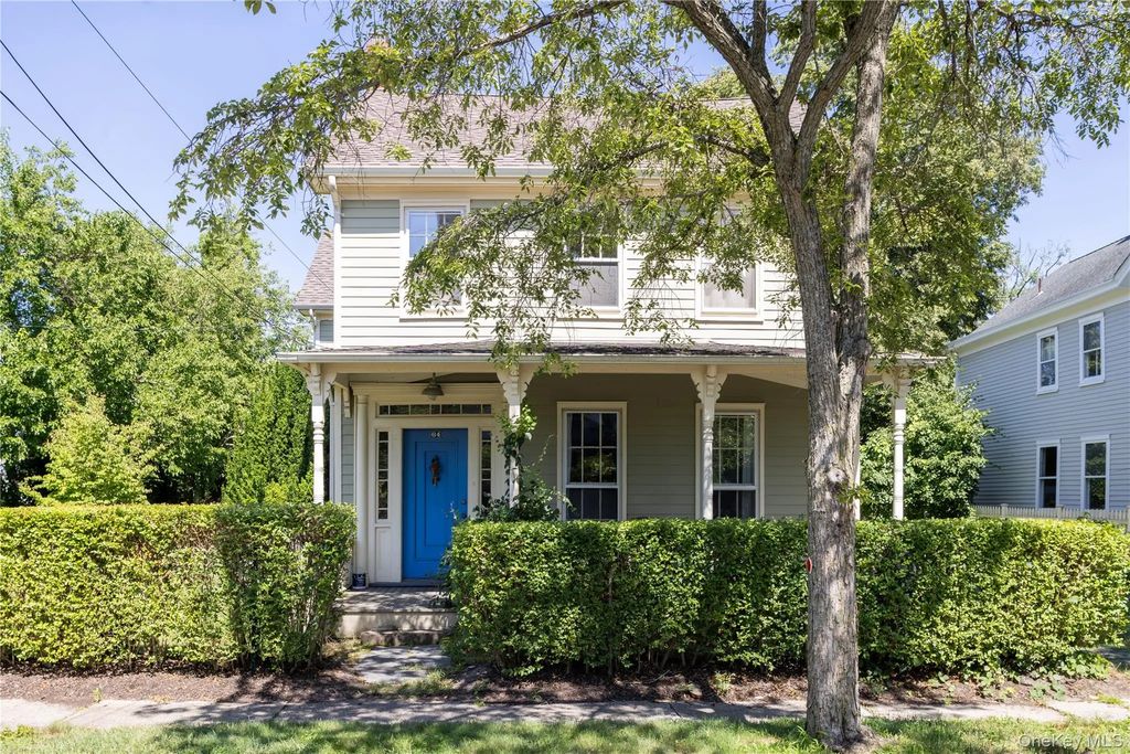 64 S Jamesport Avenue, South Jamesport