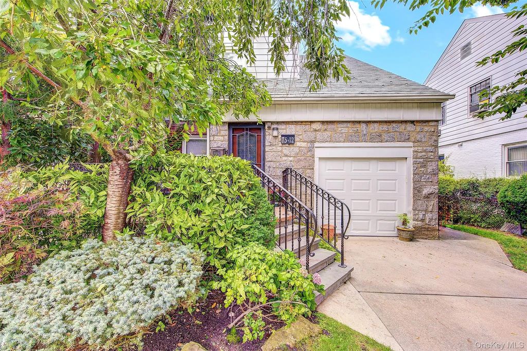 75-12 174th Street, Fresh Meadows
