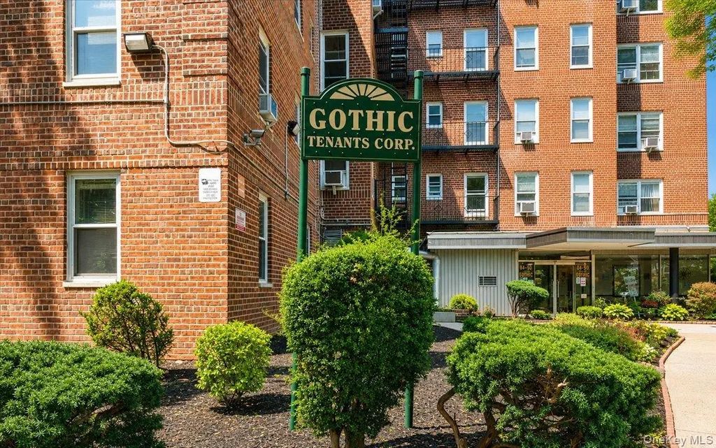 84-50 169th Street # 315, Jamaica