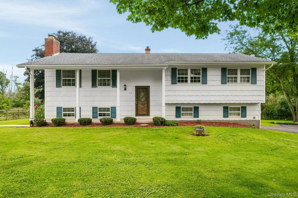 115 Little York Road, Warwick