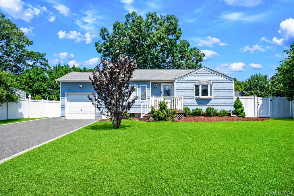 155 Howard Street, Port Jefferson Station