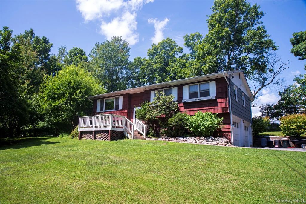 28 Pirog Road, Pine Bush