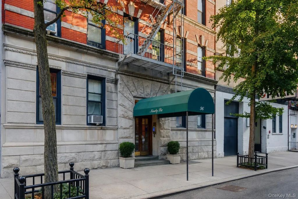 96 Perry Street # B5c, New York (Manhattan)