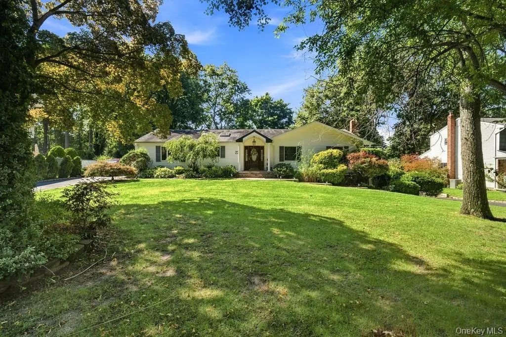 22 Gemini Lane, Nesconset