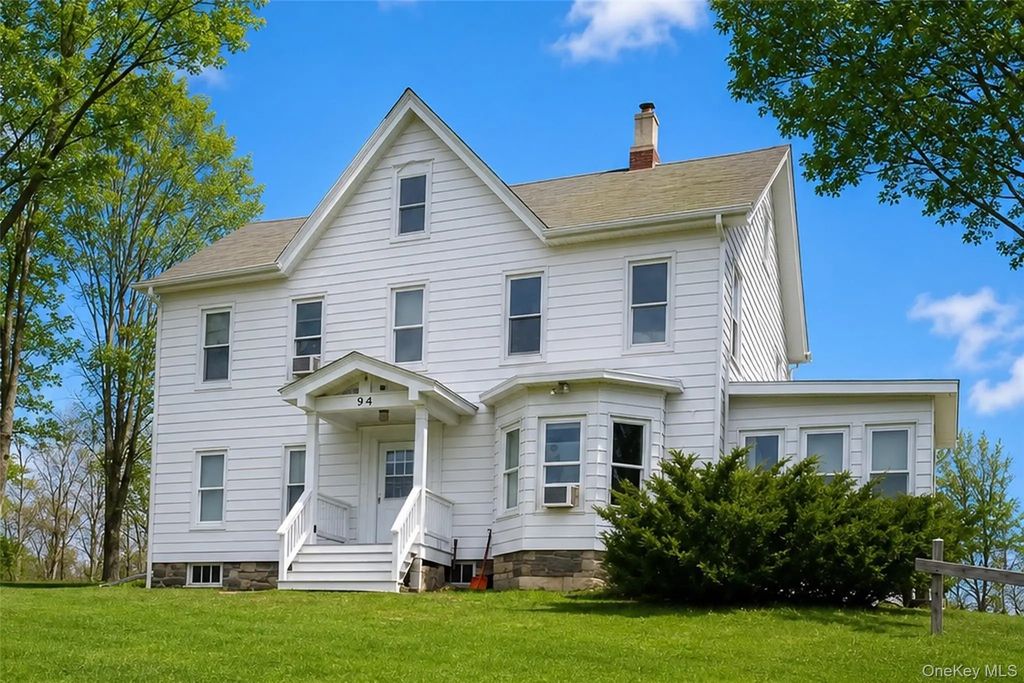 94 Sanfordville Road # 4, Warwick