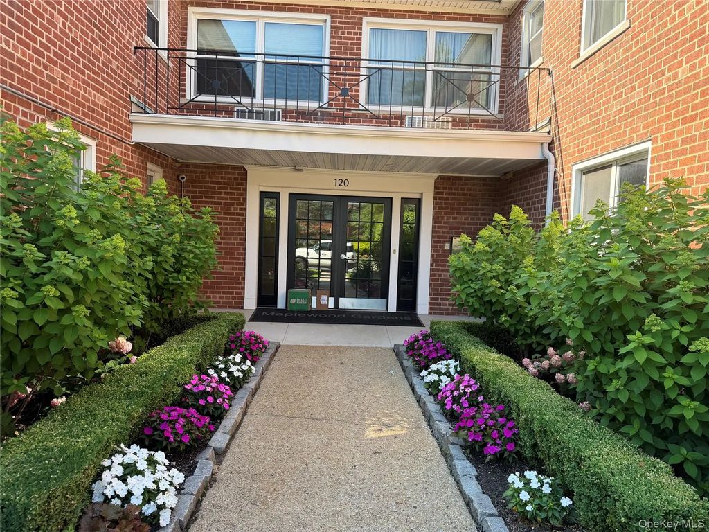 120 S Park Avenue # 1-d, Rockville Centre