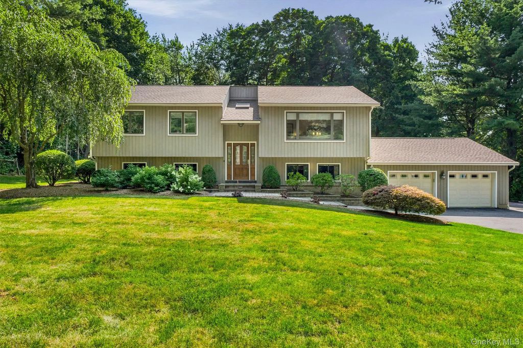 259 Peaceable Hill Road, Brewster