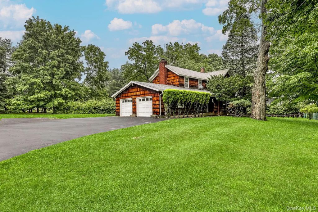 6 Juniper Terrace, Suffern