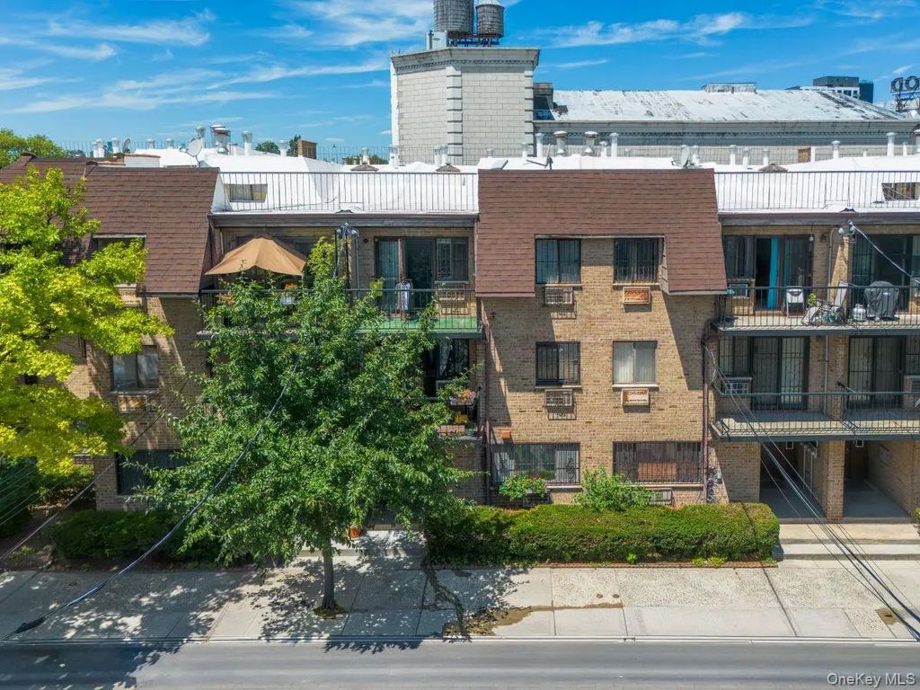 8719 57th Road # 77, Elmhurst