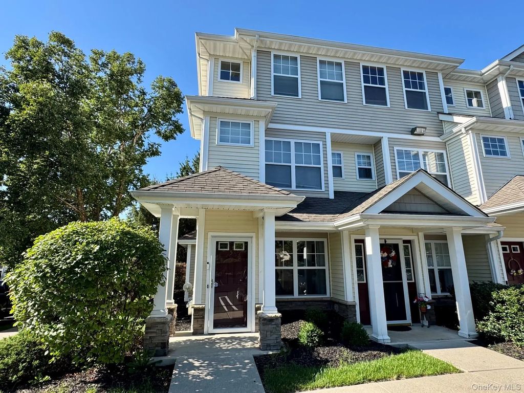 25 Fairways Drive # 5, Middletown