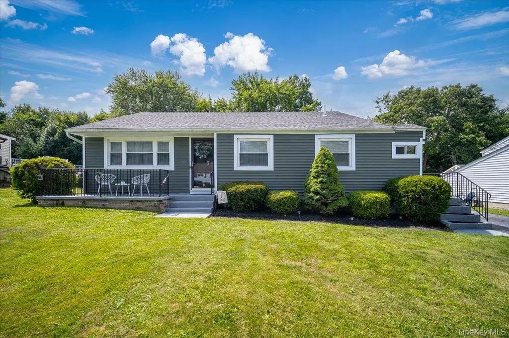 26 Delaware Road, Newburgh