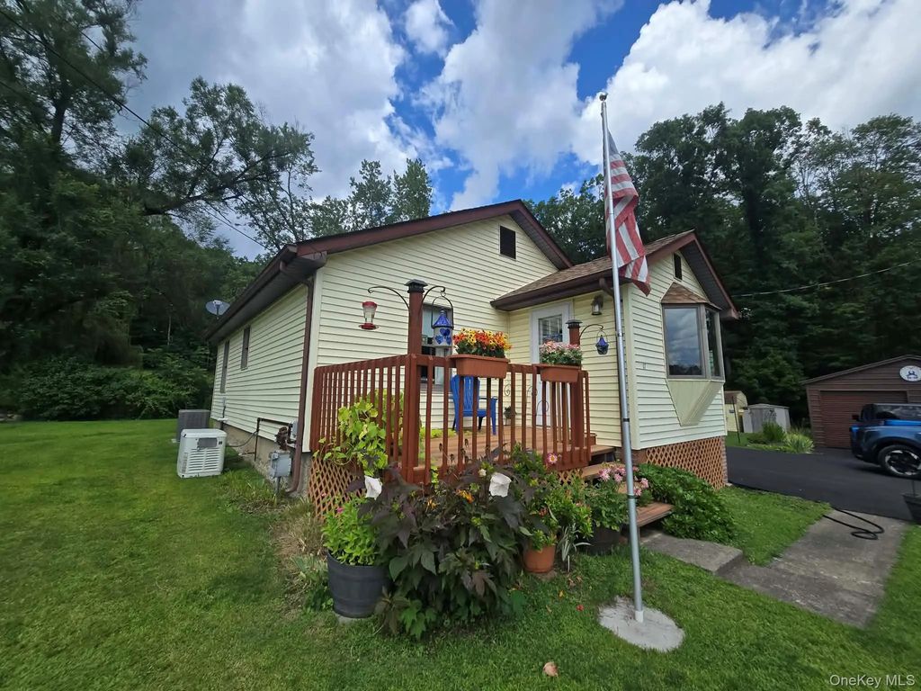 17 Green Lane, Slate Hill