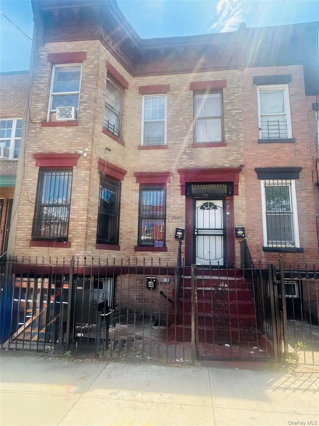 1596 Saint Marks Avenue, Brooklyn