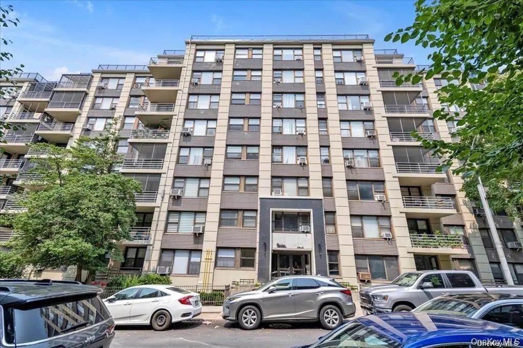 98-10 64 Avenue # 4h, Rego Park
