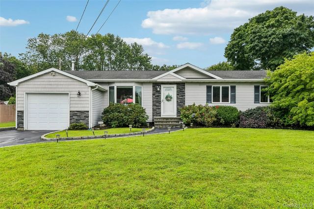 Photo of Listing #1033901
