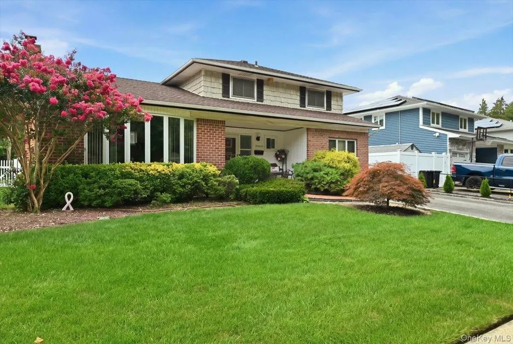 3345 Beltagh Avenue, Wantagh