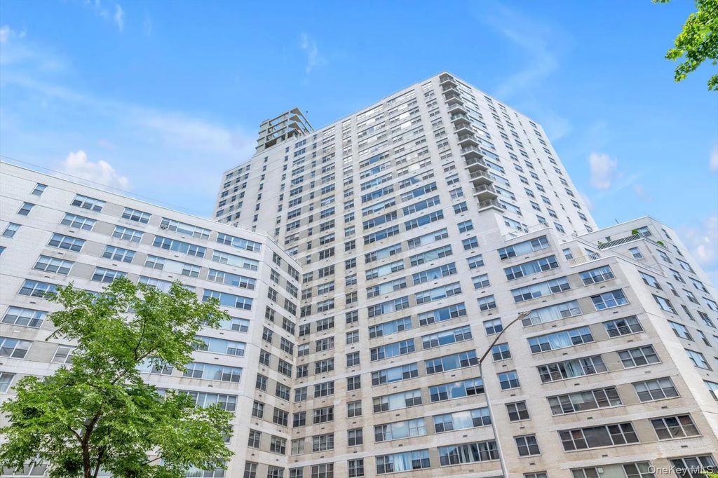 125-10 Queens Boulevard # 911, Kew Gardens