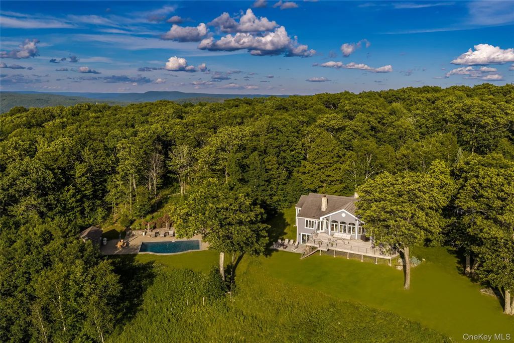 116 Ridge Road, East Chatham