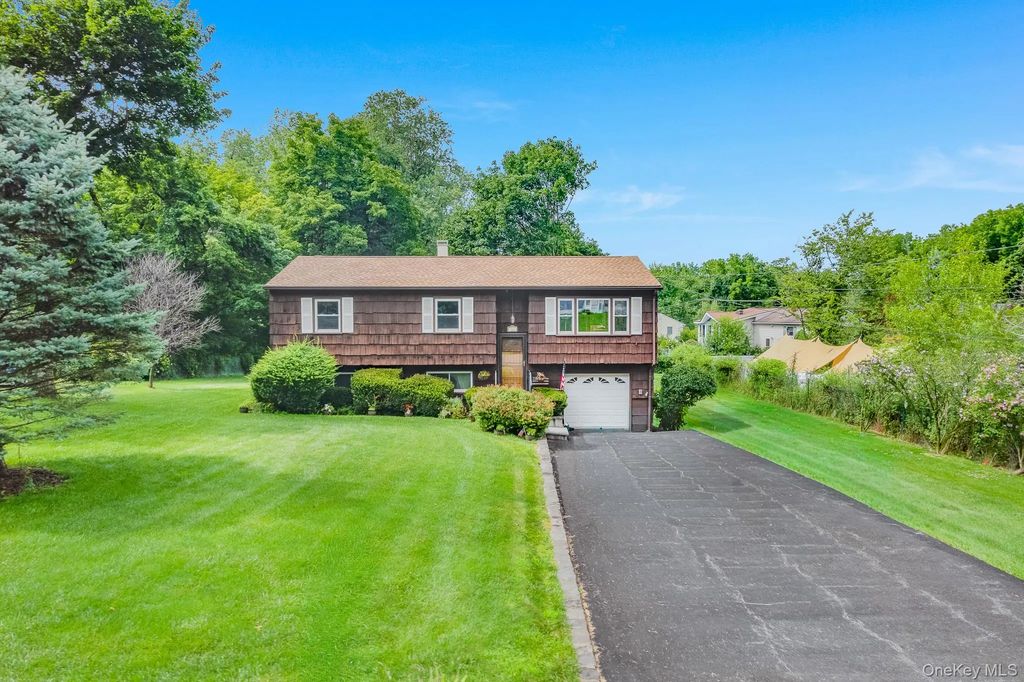 26 Bowdoin Lane, Wappingers Falls