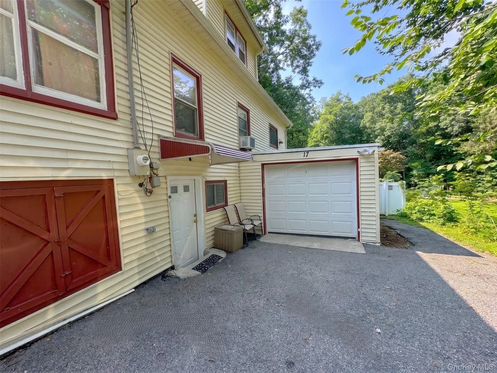 17 Bridge Lane # B, Yorktown Heights