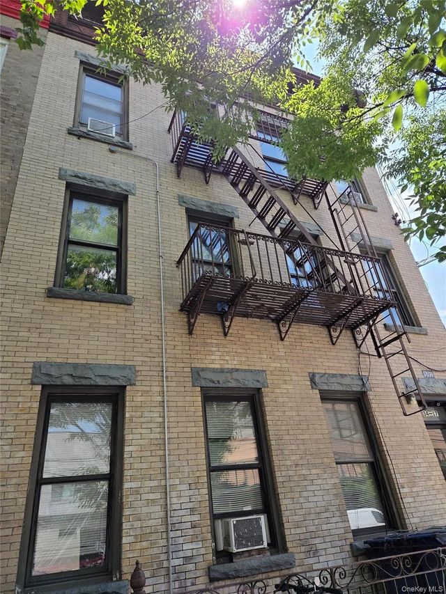 Photo of Listing #1034034