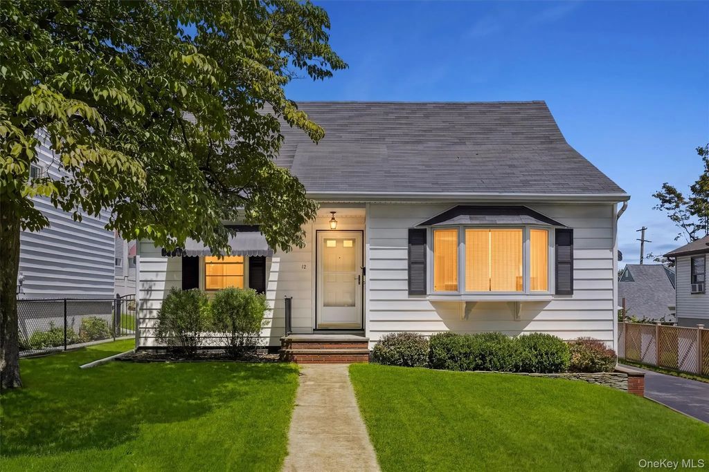 12 Randall Terrace, Middletown