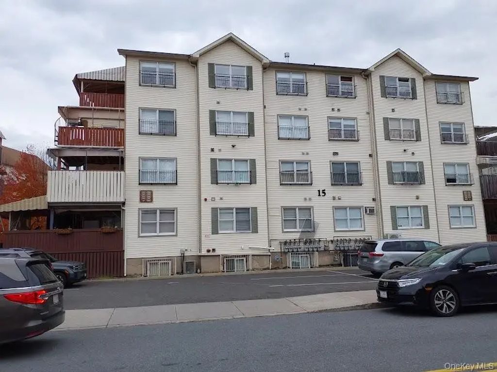 15 Prag Boulevard # 411, Monroe