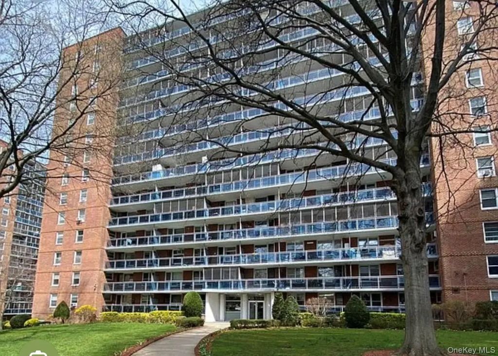 98-05 63rd Road # 4k, Rego Park