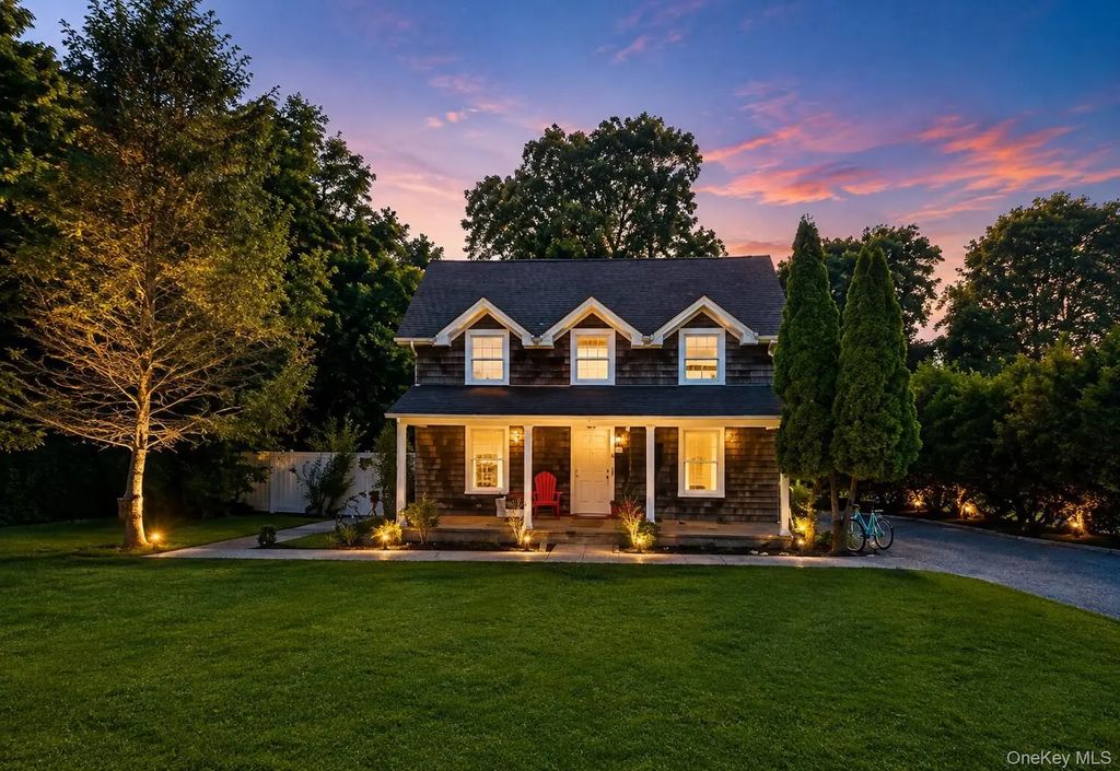 38 Atlantic Avenue, East Moriches