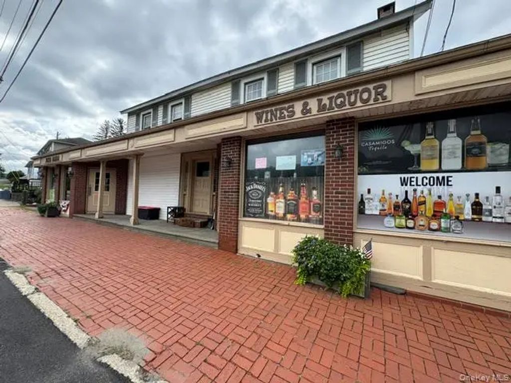 9 Main Street, Otisville