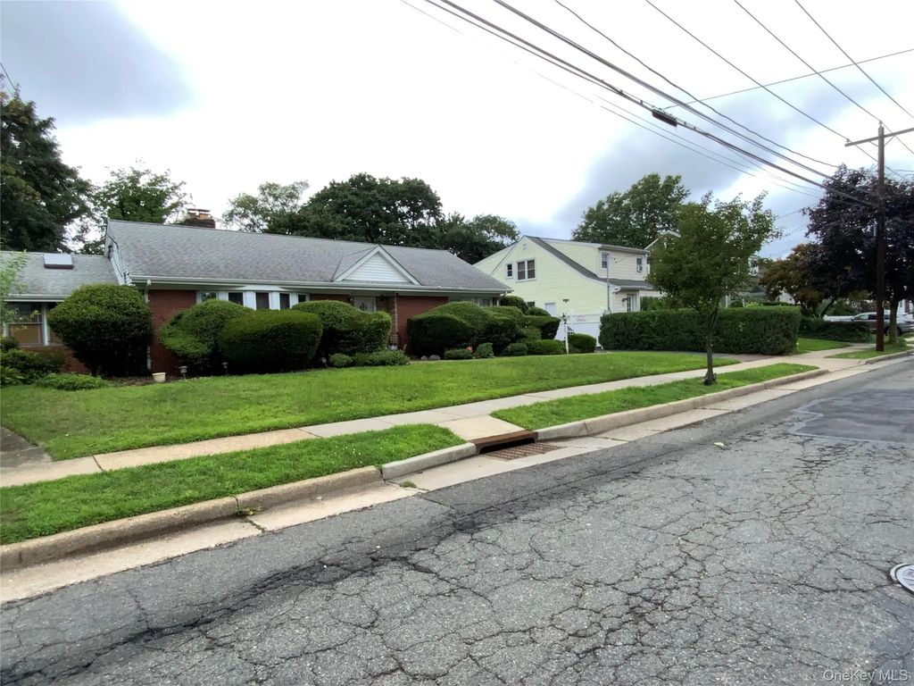 155 Fairview Boulevard, Hempstead