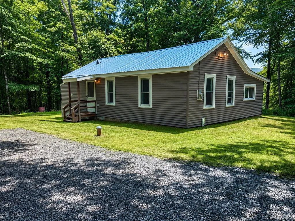 69 Glazer Drive, Bloomingburg