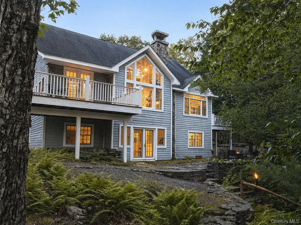 51 Homestead Trail, White Lake