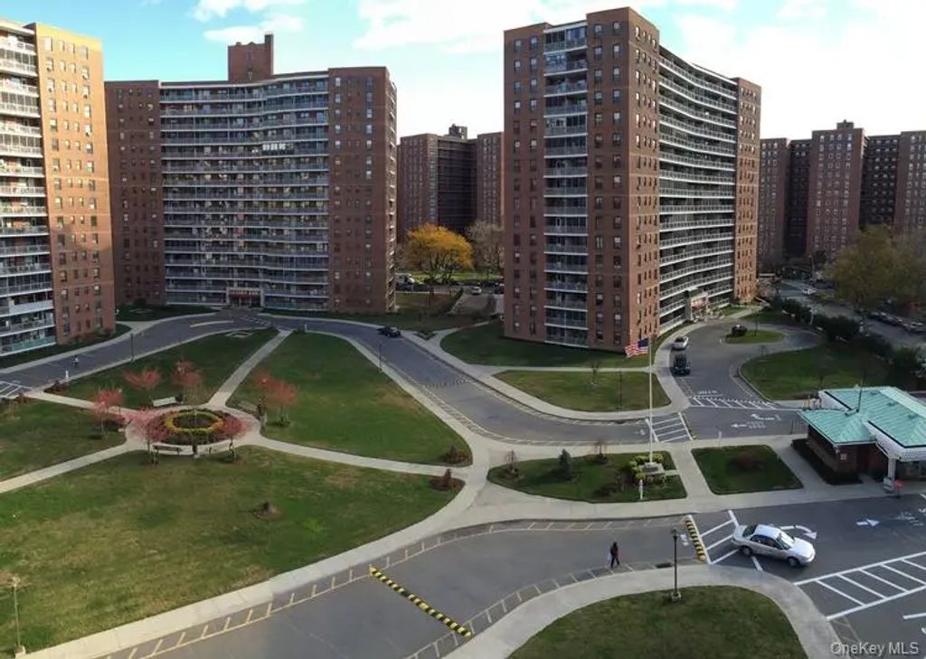 61-25 98th Street # 6e, Rego Park