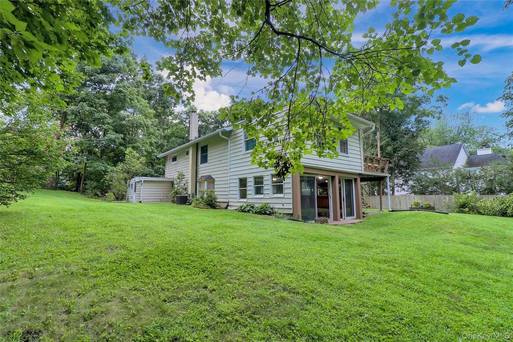 457 Saw Mill River Road, Millwood