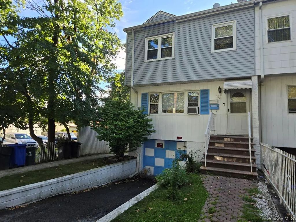 462 S 3rd Avenue, Mount Vernon