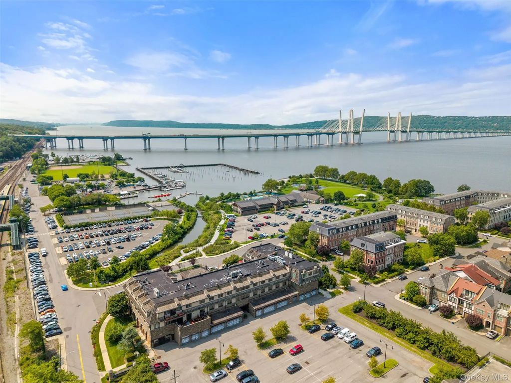 127 W Main Street # 200, Tarrytown