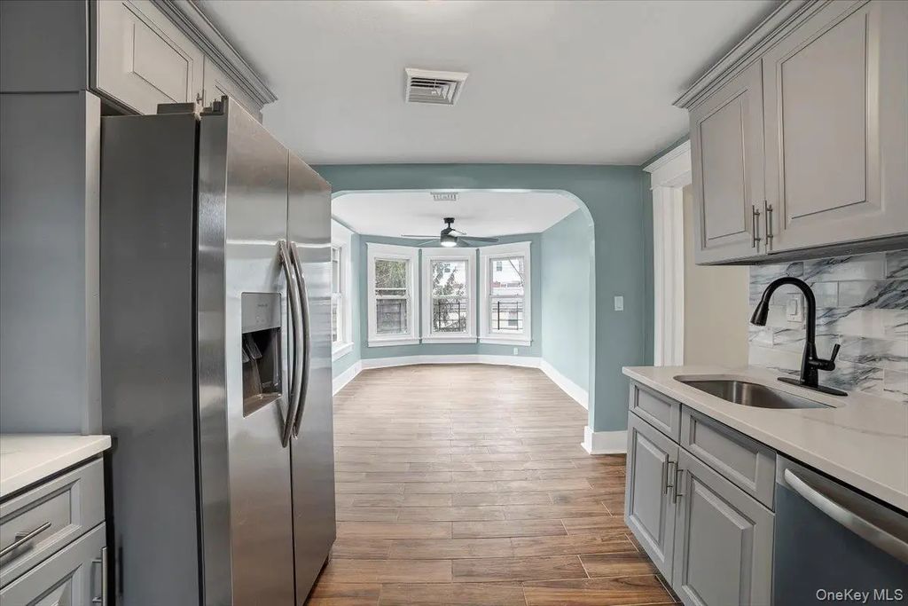 143 Chatterton Parkway # 2nd Floor, White Plains